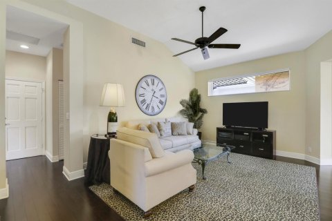 Casa en venta en West Palm Beach, Florida, 3 dormitorios, 196.21 m2 № 2358014 - foto 19
