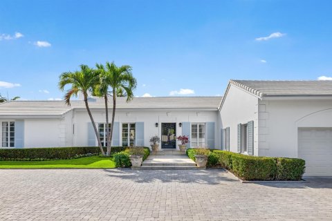 House in Palm Beach, Florida 4 bedrooms, 388.24 sq.m. № 2187380 - photo 6