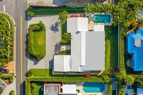 House in Palm Beach, Florida 4 bedrooms, 388.24 sq.m. № 2187380 - photo 4