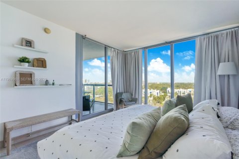 Condominio en alquiler en Miami, Florida, 2 dormitorios, 107.58 m2 № 2029866 - foto 10