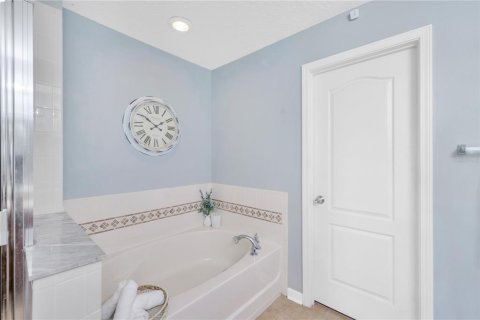 Touwnhouse à vendre à Riverview, Floride: 3 chambres, 169.45 m2 № 1881419 - photo 23