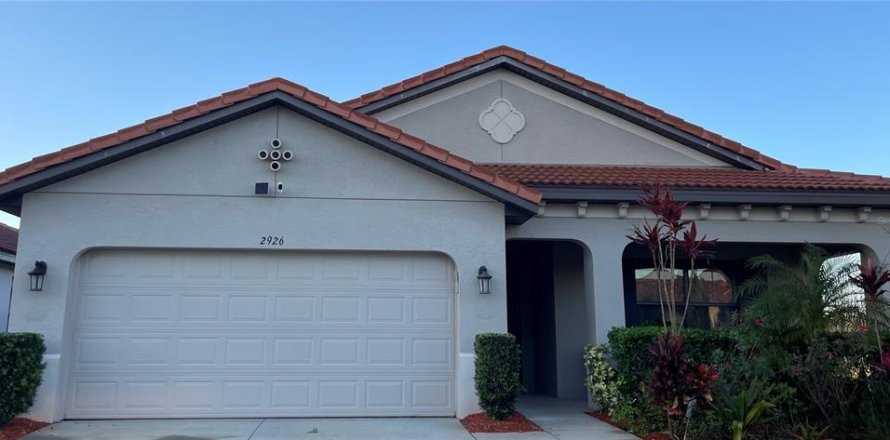 Casa en Kissimmee, Florida 3 dormitorios, 179.77 m2 № 1875892