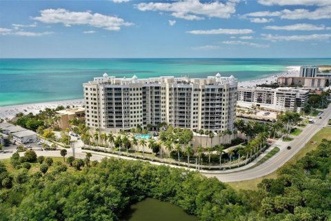Condominio en Sarasota, Florida, 4 dormitorios № 2430918