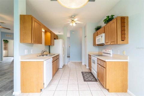 Casa en alquiler en Ocala, Florida, 3 dormitorios, 141.95 m2 № 1909102 - foto 10