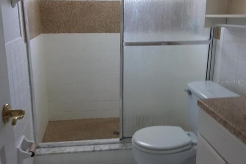 Casa en alquiler en New Port Richey, Florida, 3 dormitorios, 110.27 m2 № 2277534 - foto 2