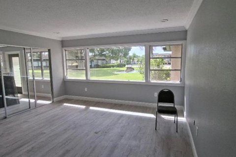 Casa en alquiler en New Port Richey, Florida, 3 dormitorios, 110.27 m2 № 2277534 - foto 8