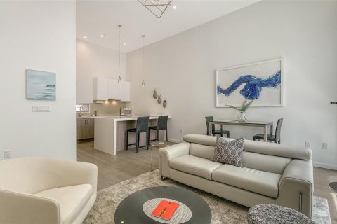Copropriété à vendre à Sarasota, Floride: 1 chambre, 69.58 m2 № 2123732 - photo 3