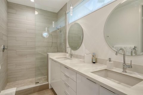 Copropriété à vendre à Sarasota, Floride: 1 chambre, 69.58 m2 № 2123732 - photo 27