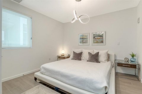 Copropriété à vendre à Sarasota, Floride: 1 chambre, 69.58 m2 № 2123732 - photo 11