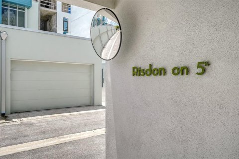 Copropriété à vendre à Sarasota, Floride: 1 chambre, 69.58 m2 № 2123732 - photo 15