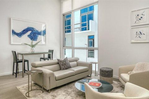 Copropriété à vendre à Sarasota, Floride: 1 chambre, 69.58 m2 № 2123732 - photo 10