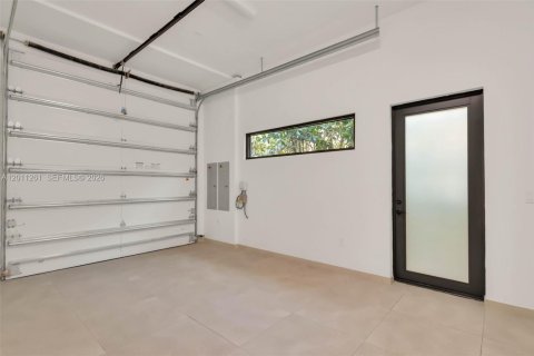 Купить виллу или дом в Майами, Флорида 6 спален, 398.27м2, № 2154241 - фото 19