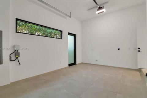 Купить виллу или дом в Майами, Флорида 6 спален, 398.27м2, № 2154241 - фото 20