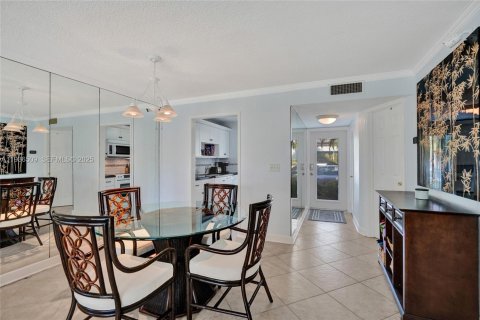 Copropriété à vendre à Hallandale Beach, Floride: 1 chambre, 82.68 m2 № 1994523 - photo 15
