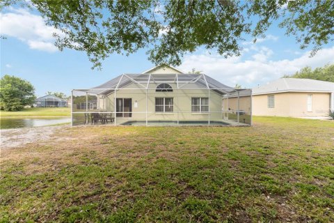 House in Davenport, Florida 4 bedrooms, 145.86 sq.m. № 2303204 - photo 26