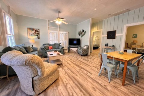 House in Punta Gorda, Florida 2 bedrooms, 102.47 sq.m. № 1379715 - photo 11
