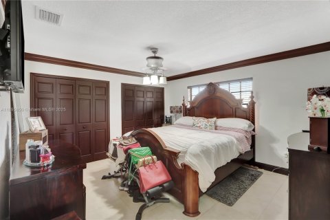 Immobilier commercial à vendre à Miami Gardens, Floride: 163.23 m2 № 1950249 - photo 17