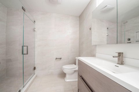House in Jupiter, Florida 3 bedrooms, 194.07 sq.m. № 2088033 - photo 15