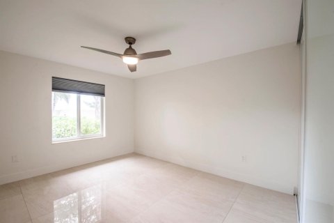 House in Jupiter, Florida 3 bedrooms, 194.07 sq.m. № 2088033 - photo 16