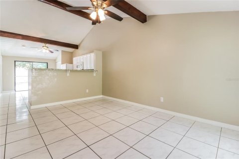 House in Tampa, Florida 3 bedrooms, 101.17 sq.m. № 1880773 - photo 6
