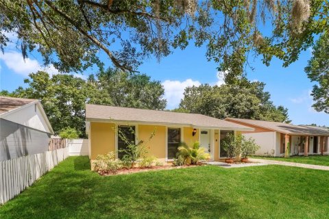 House in Tampa, Florida 3 bedrooms, 101.17 sq.m. № 1880773 - photo 4