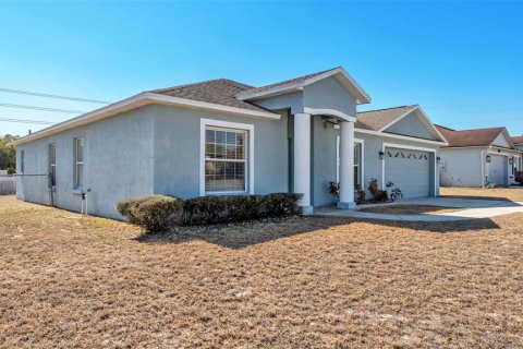 Villa ou maison à vendre à Lakeland, Floride: 3 chambres, 182.09 m2 № 2157904 - photo 2