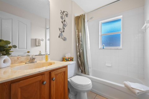 Villa ou maison à vendre à Port St. Lucie, Floride: 3 chambres, 112.32 m2 № 2145960 - photo 12