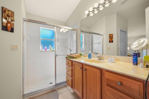 Villa ou maison à vendre à Port St. Lucie, Floride: 3 chambres, 112.32 m2 № 2145960 - photo 18
