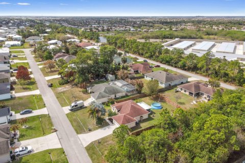 Villa ou maison à vendre à Port St. Lucie, Floride: 3 chambres, 112.32 m2 № 2145960 - photo 29