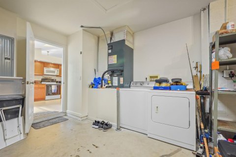 Villa ou maison à vendre à Port St. Lucie, Floride: 3 chambres, 112.32 m2 № 2145960 - photo 23