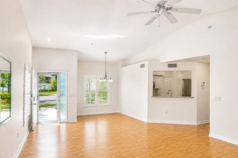 Copropriété à vendre à Bradenton, Floride: 2 chambres, 125.6 m2 № 2342544 - photo 5