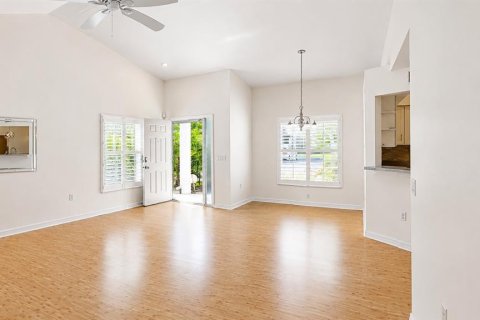 Copropriété à vendre à Bradenton, Floride: 2 chambres, 125.6 m2 № 2342544 - photo 7