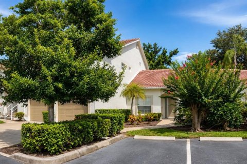 Copropriété à vendre à Bradenton, Floride: 2 chambres, 125.6 m2 № 2342544 - photo 3