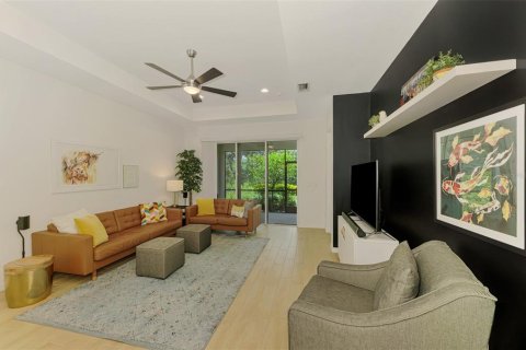 House in Sarasota, Florida 4 bedrooms, 198.35 sq.m. № 1813568 - photo 28
