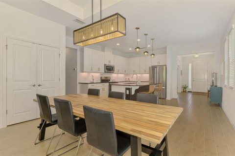 House in Sarasota, Florida 4 bedrooms, 198.35 sq.m. № 1813568 - photo 25