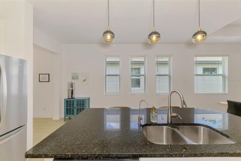 House in Sarasota, Florida 4 bedrooms, 198.35 sq.m. № 1813568 - photo 19