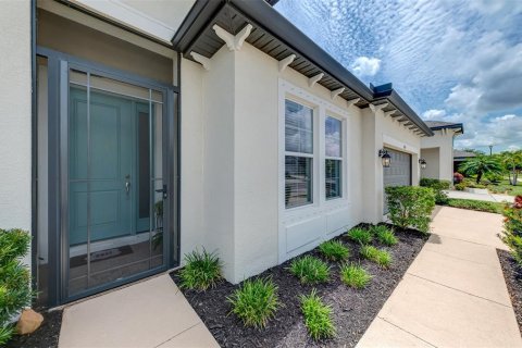 House in Sarasota, Florida 4 bedrooms, 198.35 sq.m. № 1813568 - photo 9