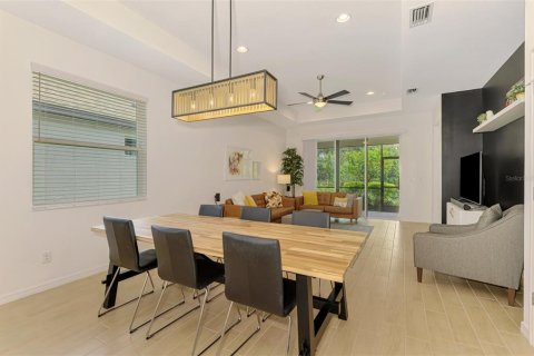 House in Sarasota, Florida 4 bedrooms, 198.35 sq.m. № 1813568 - photo 23