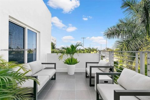 Купить кондоминиум в Майами-Бич, Флорида 4 спальни, 232.44м2, № 2007179 - фото 9