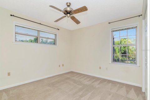 House in Bradenton, Florida 4 bedrooms, 272.02 sq.m. № 1649621 - photo 25