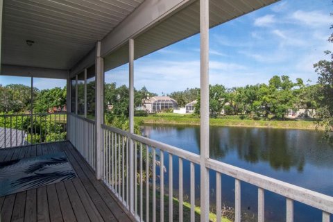 House in Bradenton, Florida 4 bedrooms, 272.02 sq.m. № 1649621 - photo 30