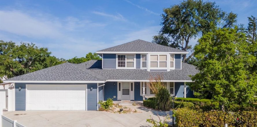 House in Bradenton, Florida 4 bedrooms, 272.02 sq.m. № 1649621