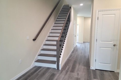 Townhouse in Tampa, Florida 3 bedrooms, 161.37 sq.m. № 2106948 - photo 6