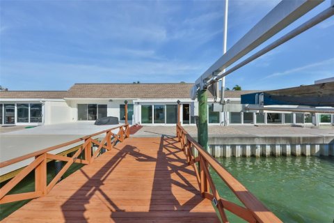 Casa en venta en Saint Petersburg, Florida, 2 dormitorios, 153.29 m2 № 2103503 - foto 19