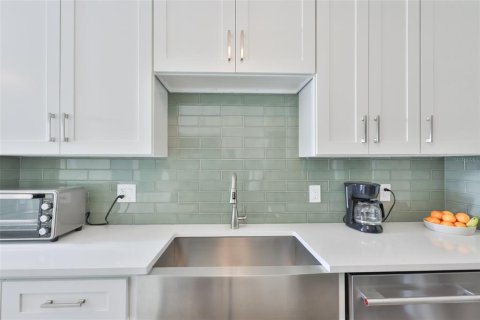 Casa en venta en Saint Petersburg, Florida, 2 dormitorios, 153.29 m2 № 2103503 - foto 7