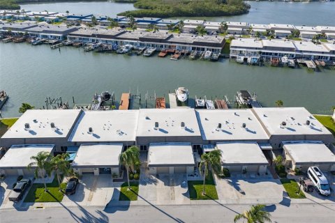 Casa en venta en Saint Petersburg, Florida, 2 dormitorios, 153.29 m2 № 2103503 - foto 20