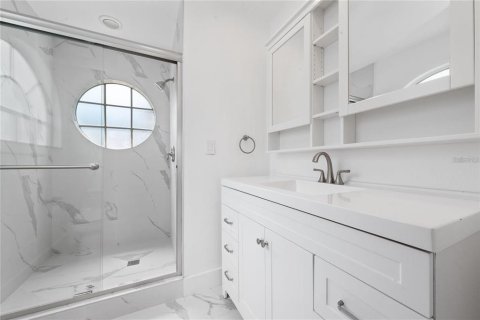 Apartamento en alquiler en Kissimmee, Florida, 3 dormitorios, 119.57 m2 № 1813272 - foto 8