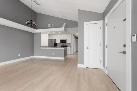 Apartamento en alquiler en Kissimmee, Florida, 3 dormitorios, 119.57 m2 № 1813272 - foto 20