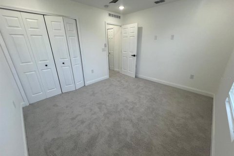 Villa ou maison à louer à Winter Haven, Floride: 5 chambres, 217.76 m2 № 1827310 - photo 16