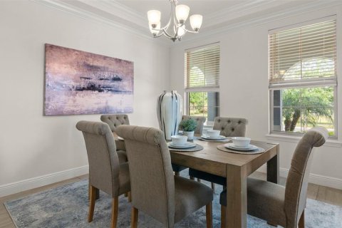 House in Winter Garden, Florida 4 bedrooms, 303.51 sq.m. № 1618047 - photo 6